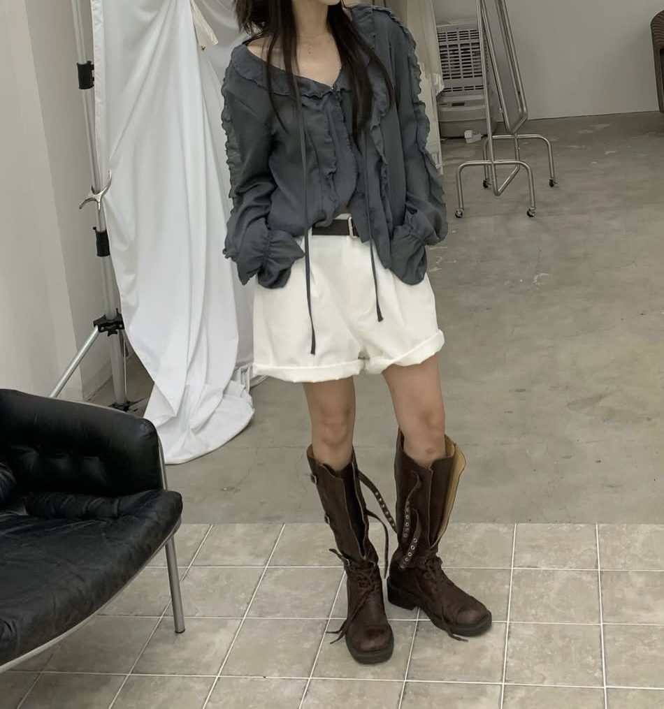 러프플릴블라우스