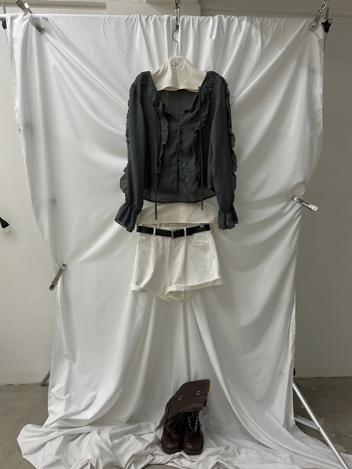 러프플릴블라우스