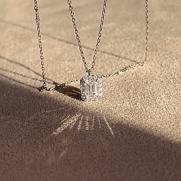 Lake Carat Necklace