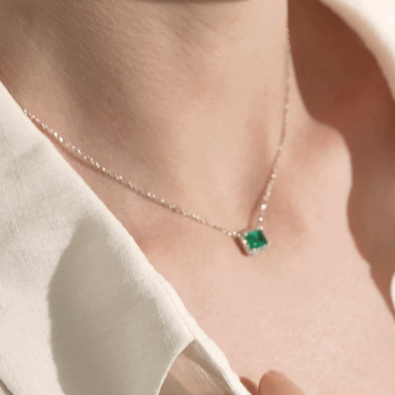 Lake Carat Necklace