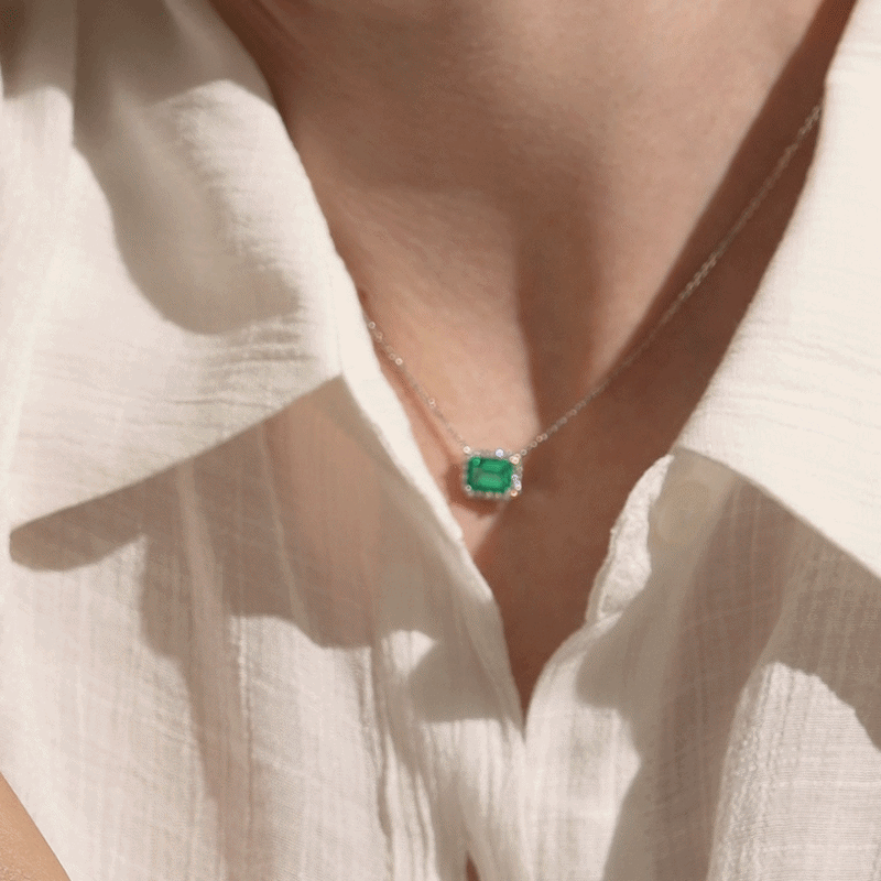 Lake Carat Necklace