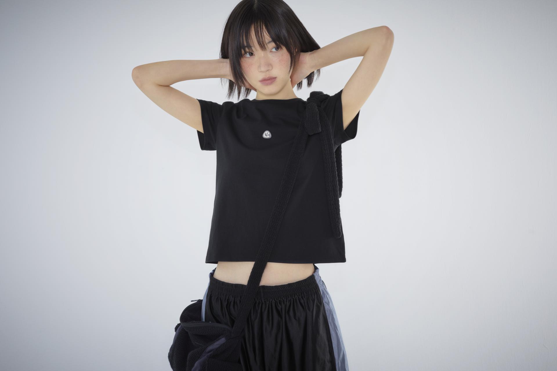 MUSINSA | COYSEIO SYMBOL LOGO T-SHIRT BLACK