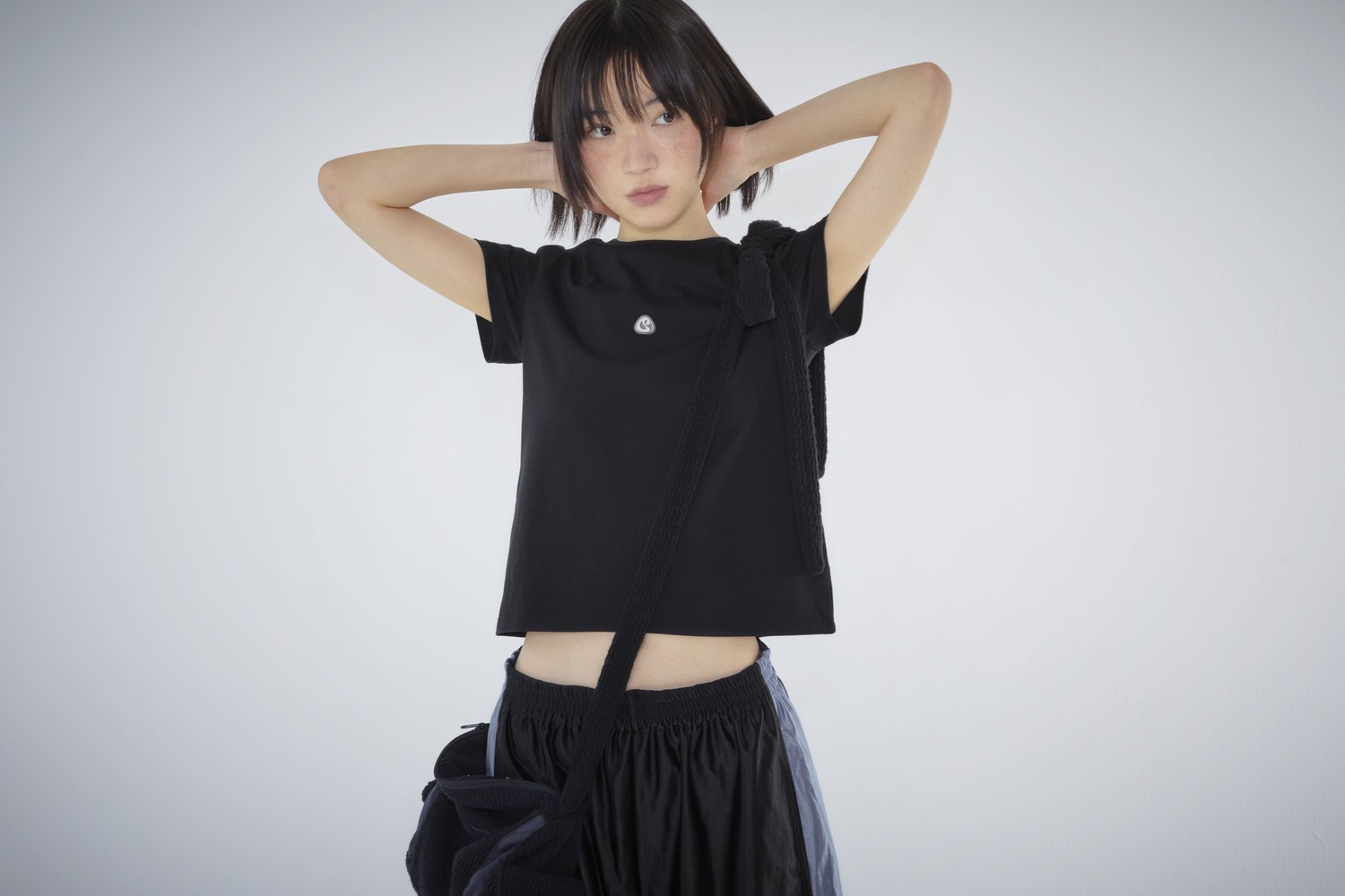 SHINING TRIKOT SHORTS BLACK - coyseio
