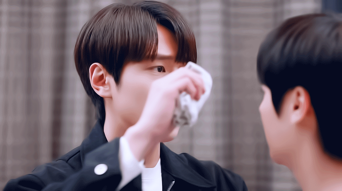 d833e5542bcc2.gif