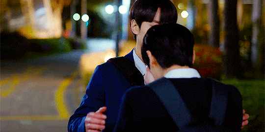 e5ab7f89e4754.gif