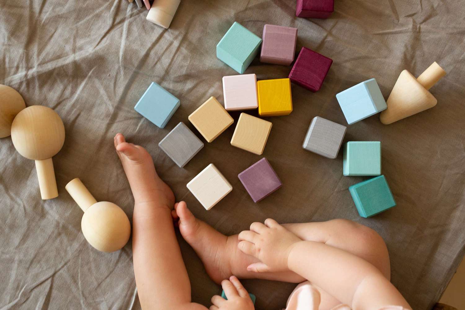 라두가그레이즈 RADUGA GREZ EARTH PASTEL CUBES SET