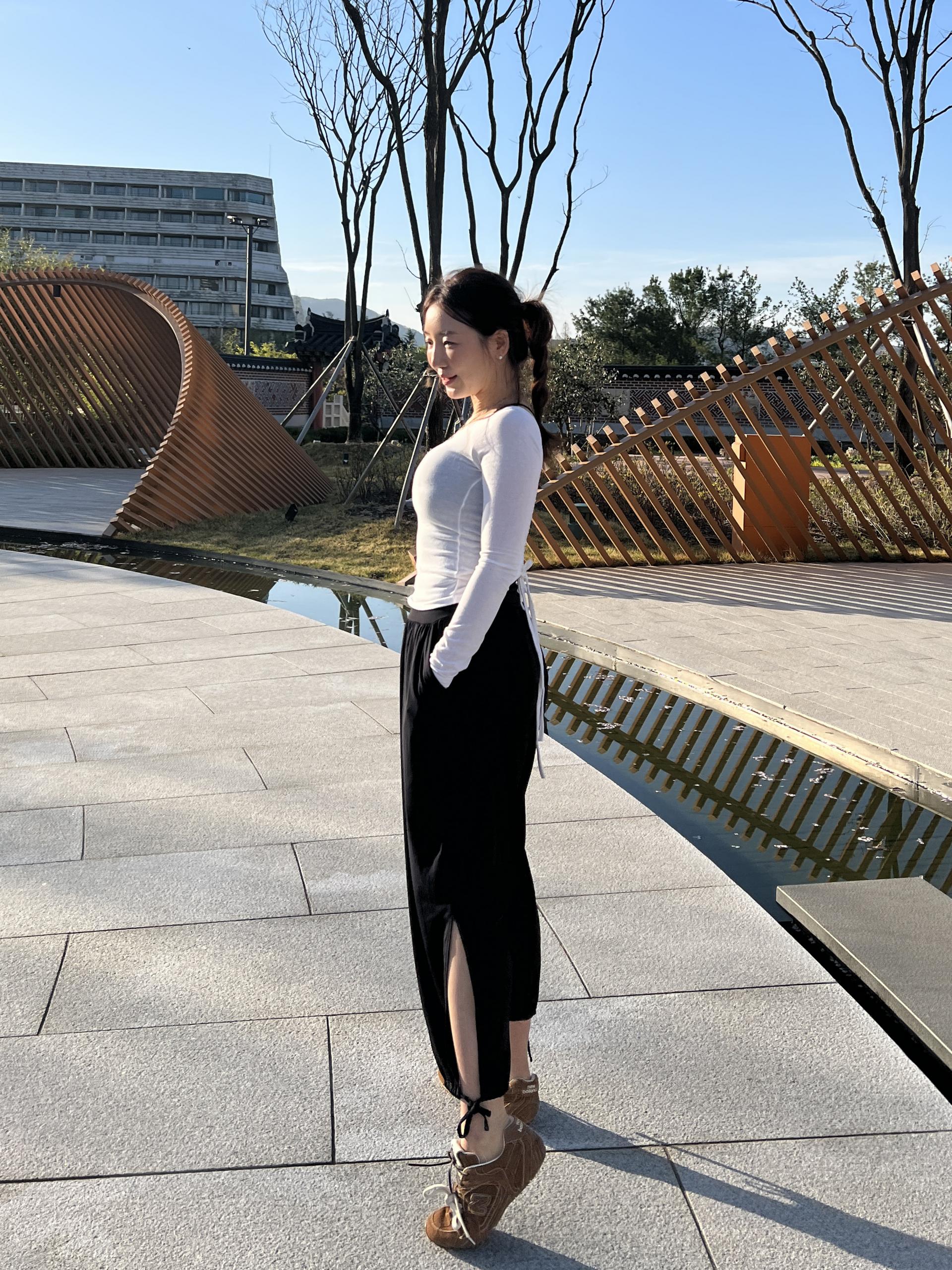 뒤스트링티셔츠