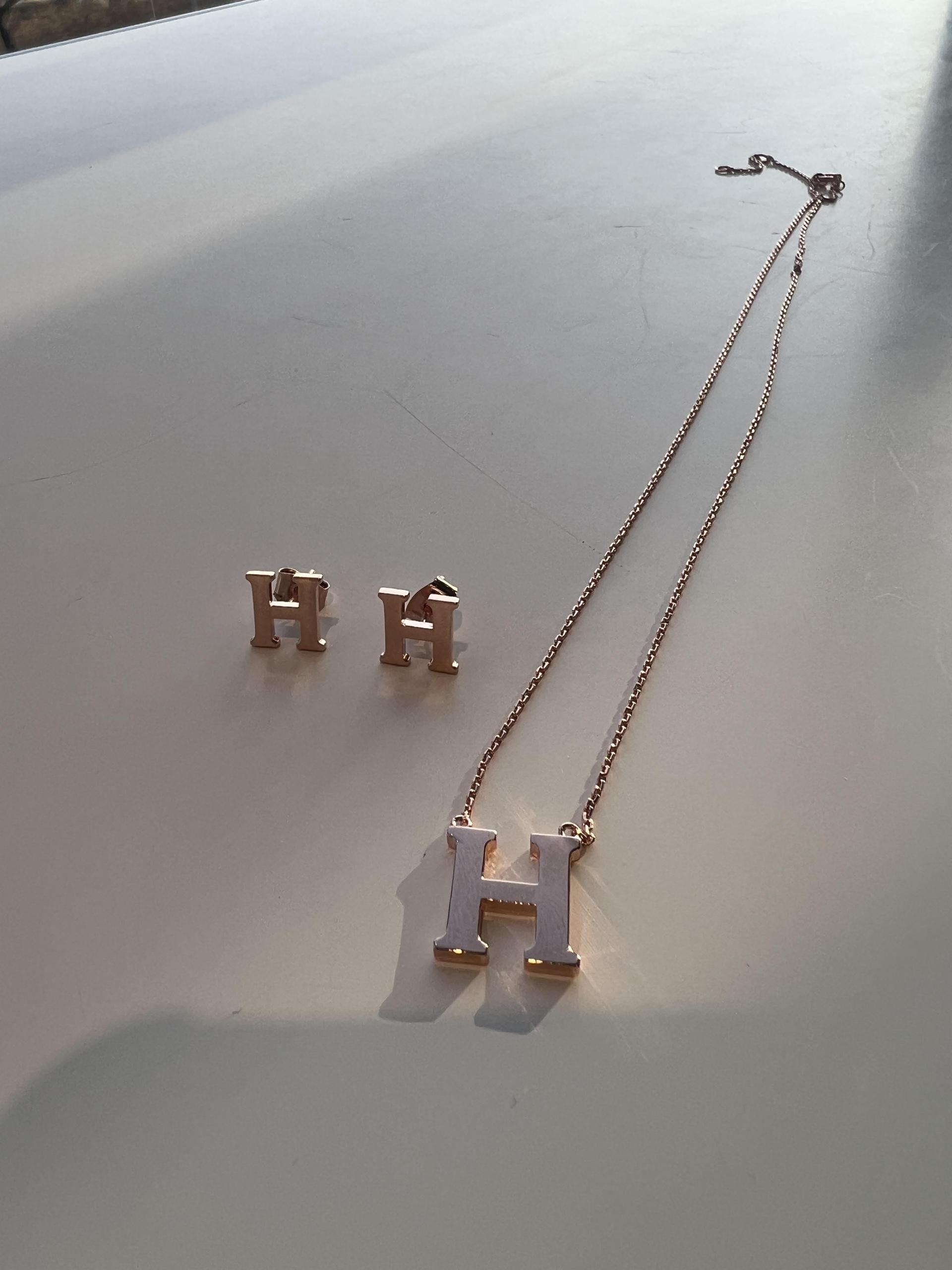 H목/귀