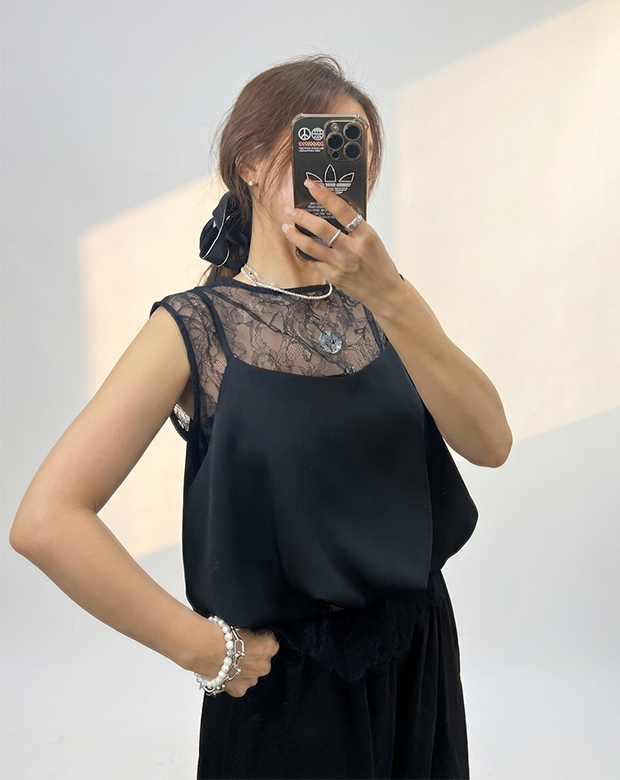 패리스블라우스