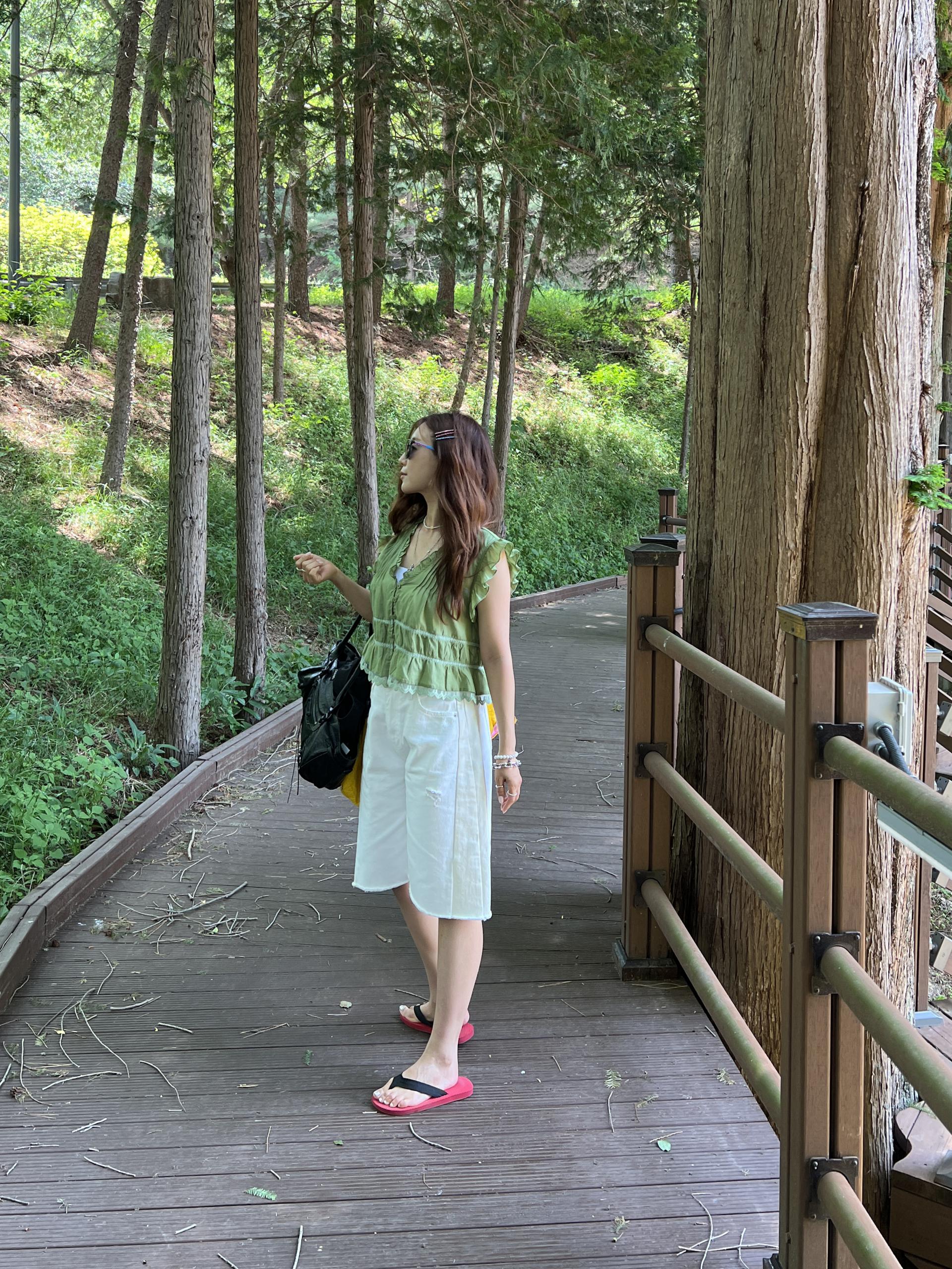 레드로우블라우스