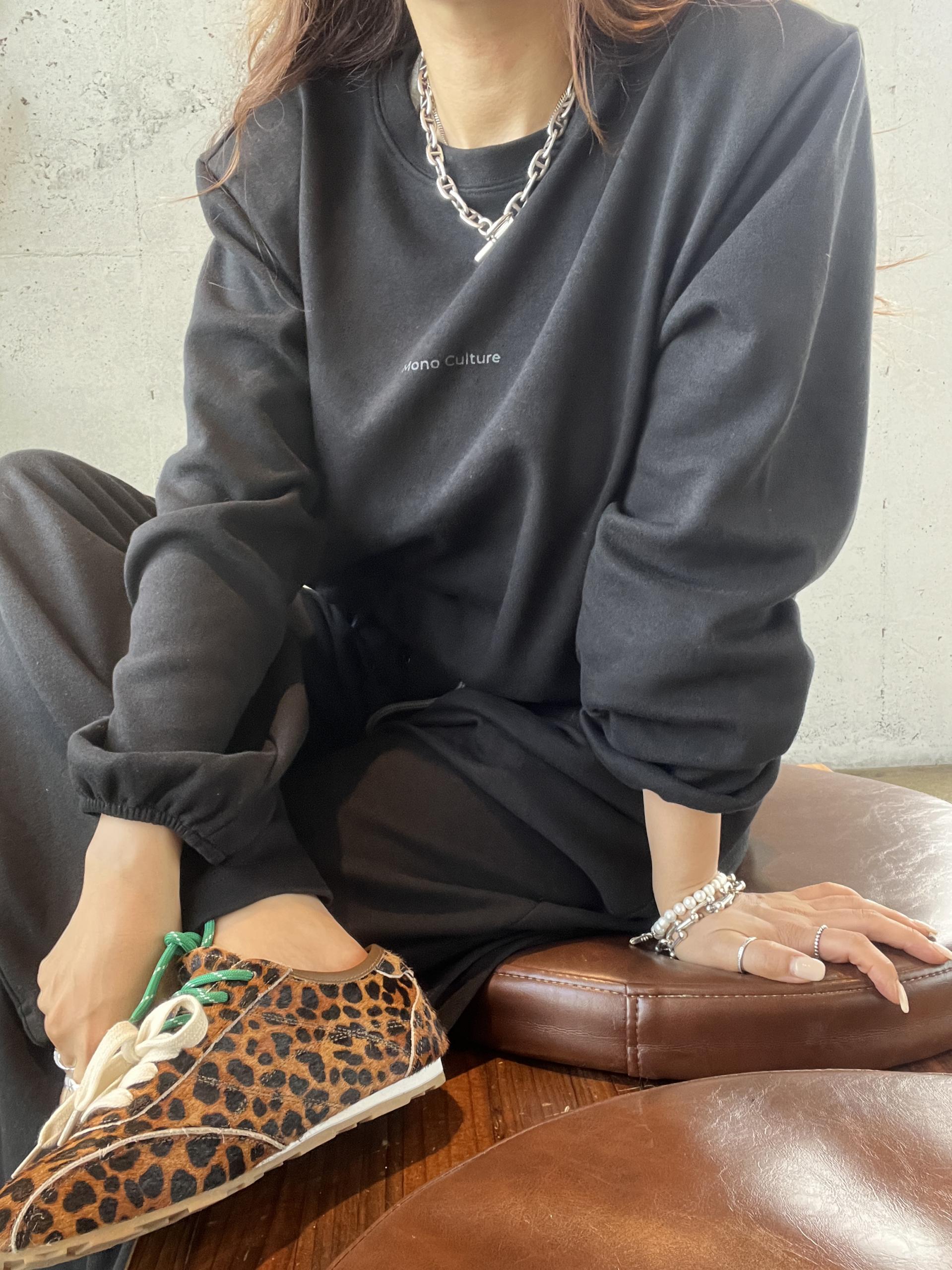 리얼송치스니커즈
