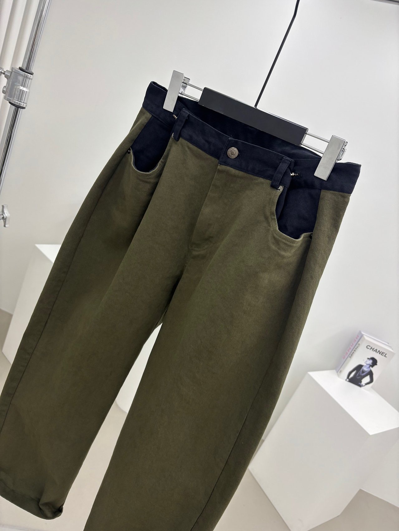 배색큐팬츠