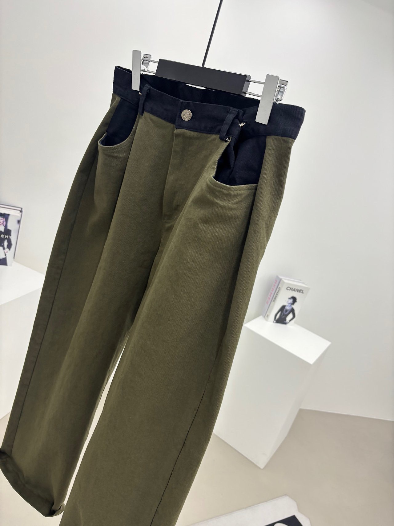배색큐팬츠
