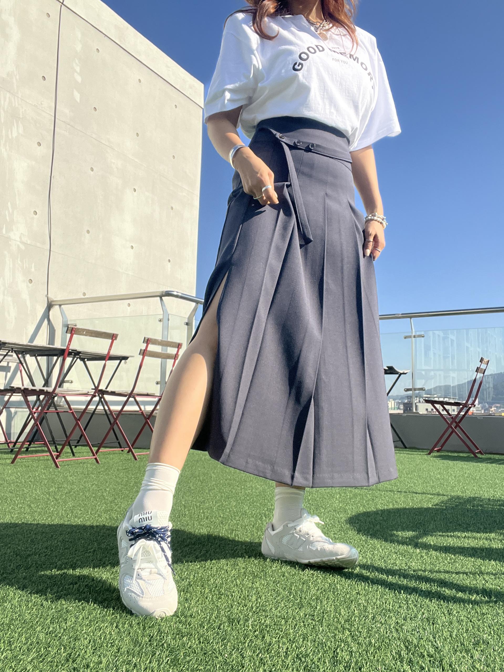 엘린버튼플리츠스커트