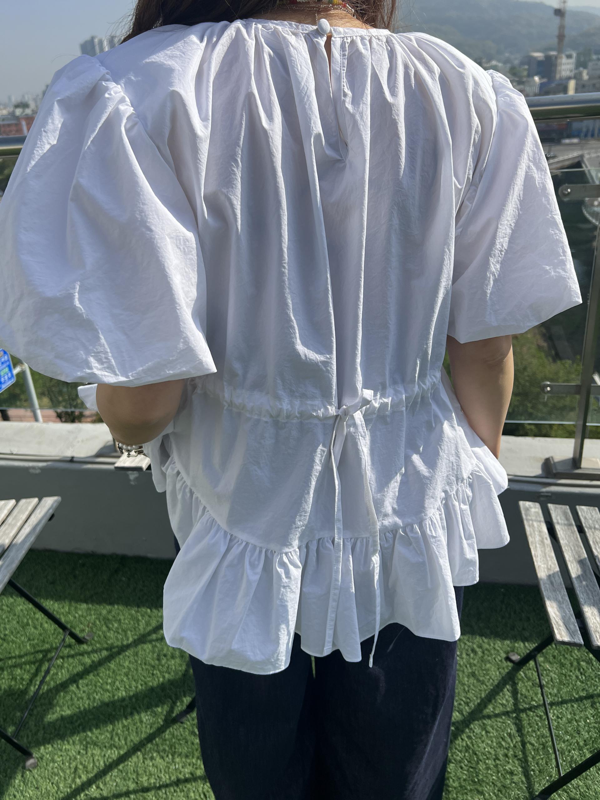 파인퍼프블라우스