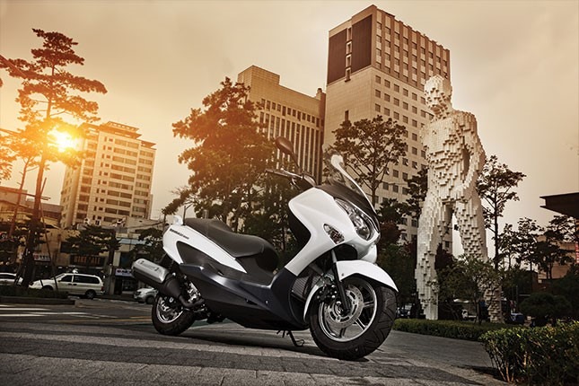 스즈키 버그만 200 ABS, 200cc 엔진으로 한결 더 편해졌다 이미지 1