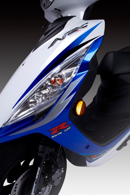 2011년 GSR125 NEX 스페셜 컬러 출시 : 스즈키 코리아 - SUZUKI KOREA 2011년 GSR125 NEX 스페셜 컬러 출시 : 스즈키 코리아 - SUZUKI KOREA