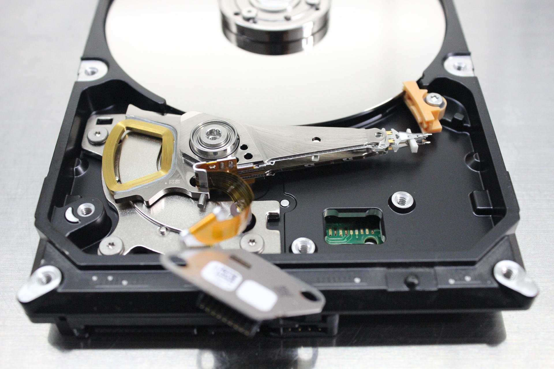 펌웨어와 Head의 복합 손상 씨게이트 하드디스크 1TB 데이터복구 (ST1000DM003) : 데이터세이브 부산데이터 복구