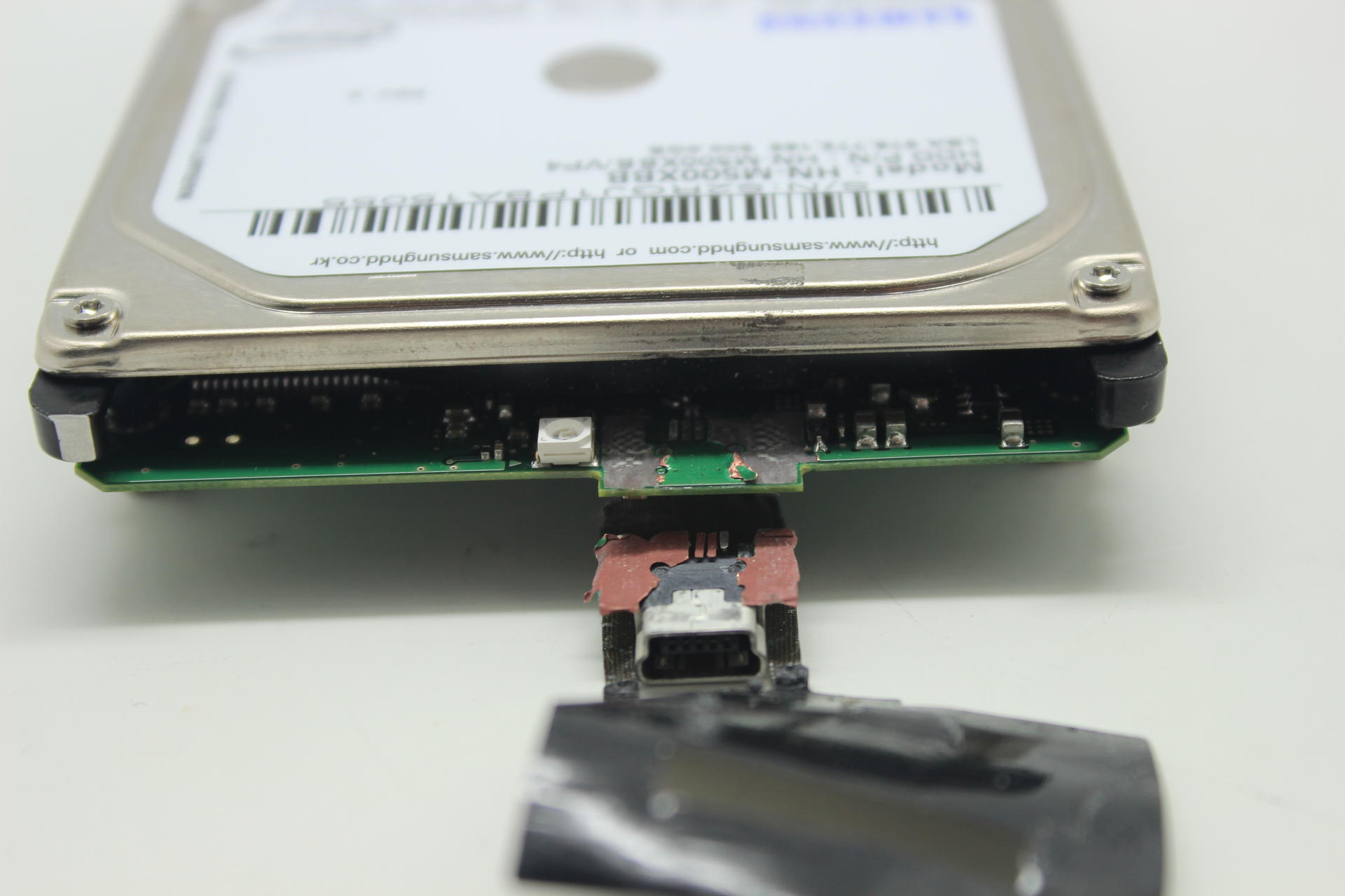 PCB 연결 단자 손상 삼성 외장하드 500GB 데이터복구 (HN-M500XBB) : 데이터세이브 부산데이터 복구