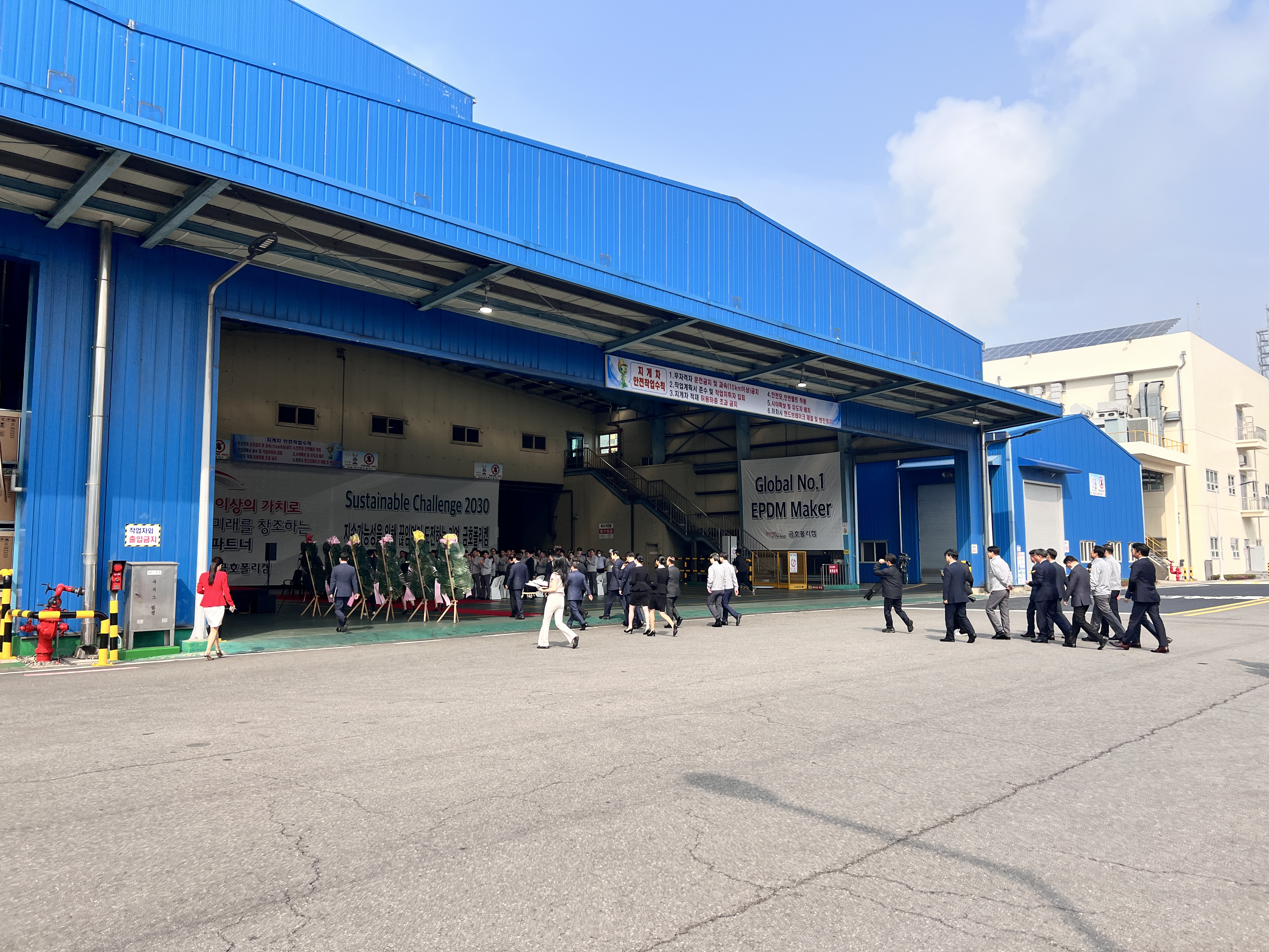 ba7f1155d83e9.jpg