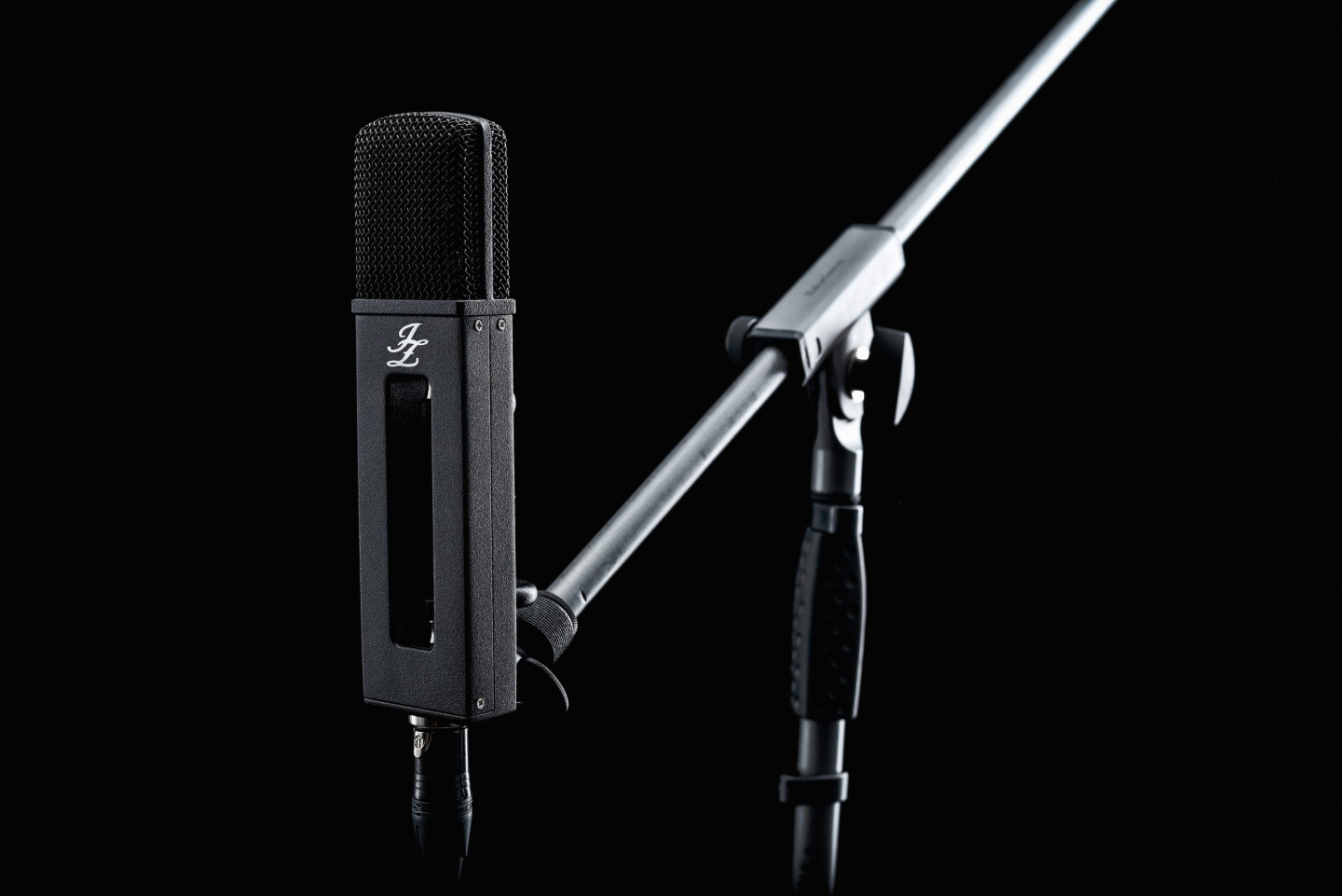 [JZ Microphones] Golden Drop Technology를 활용한 혁신적인 마이크 제조사 JZ Mic 인터뷰