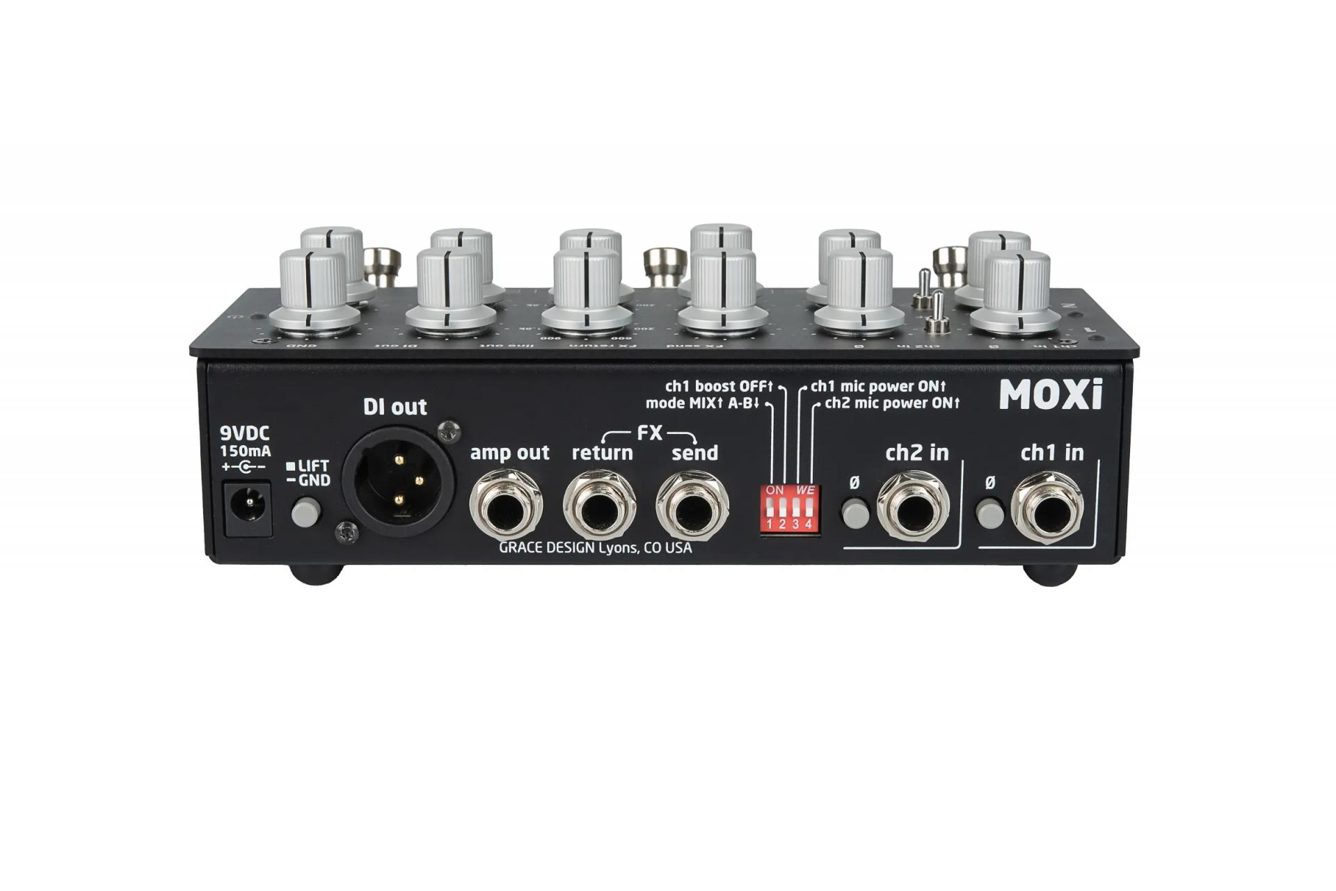 moxi_back.jpg