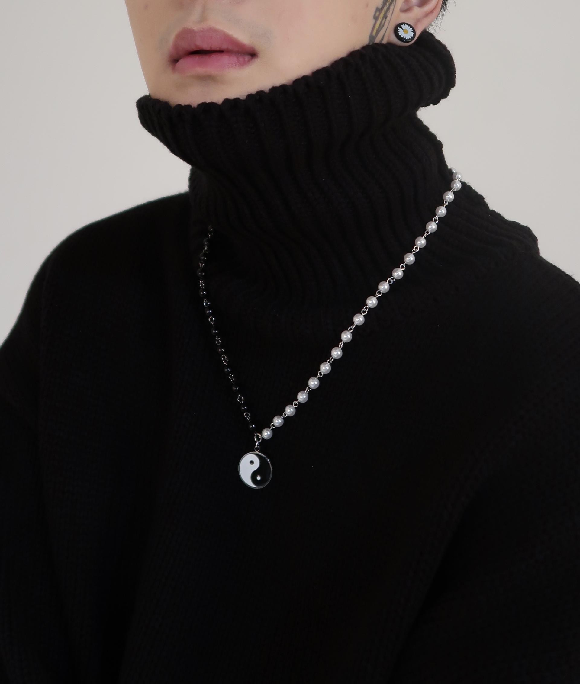 YINGYANG PEARL NECKLACE