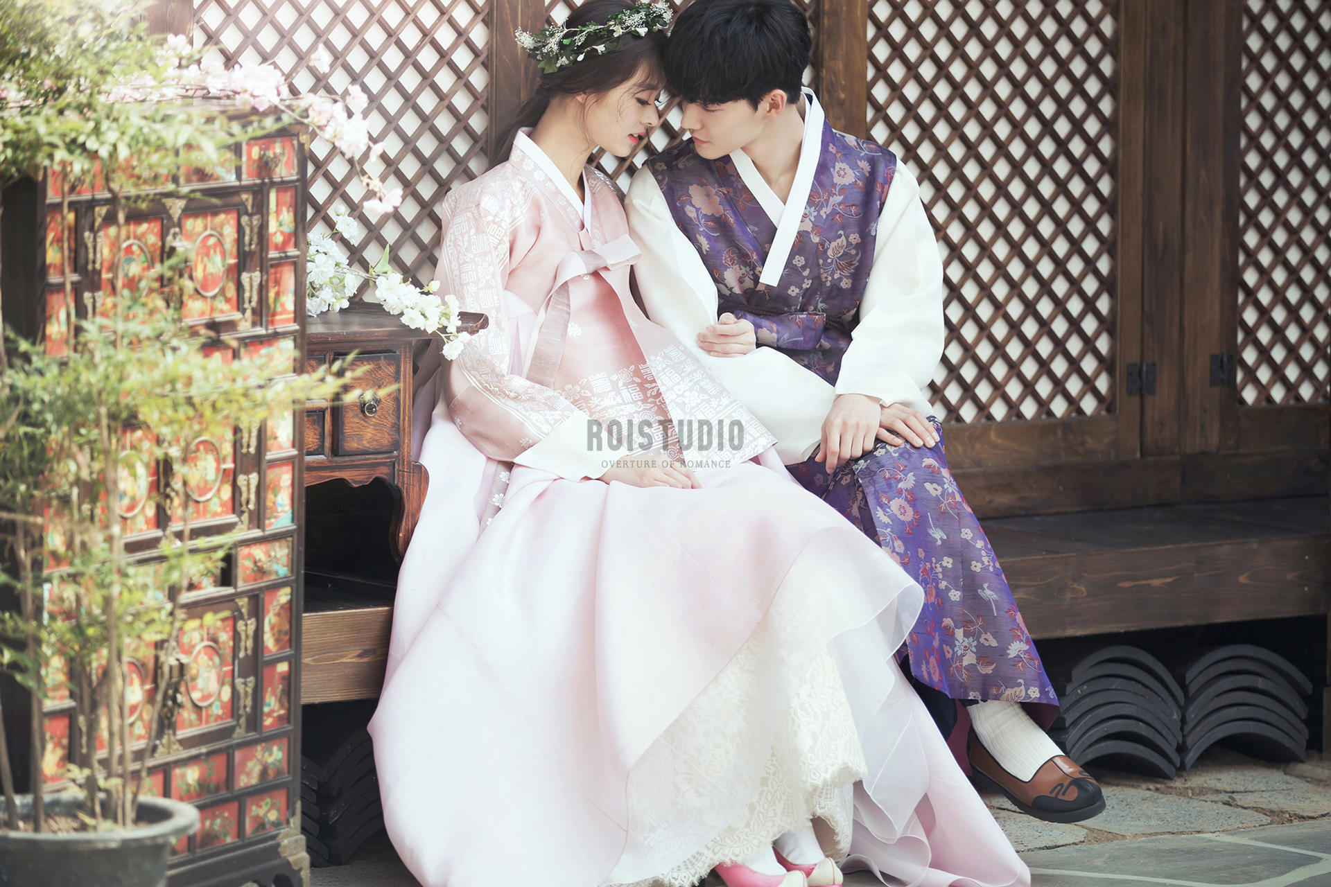 Korean traditional store wedding hanbok