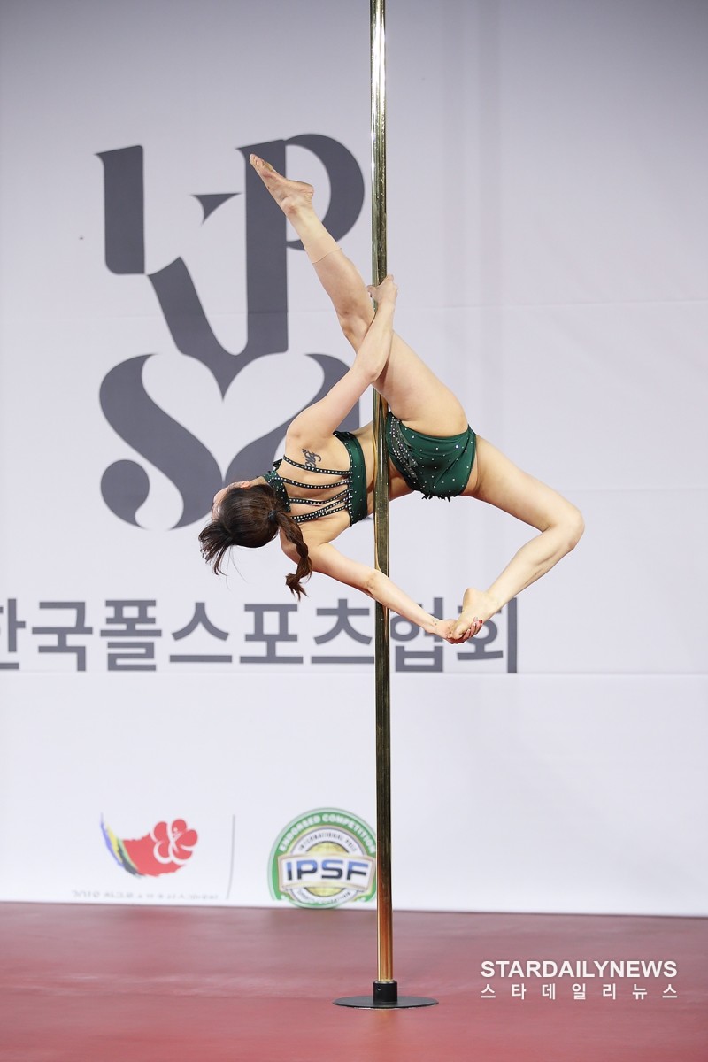 5c52a24fa1f6d.jpg