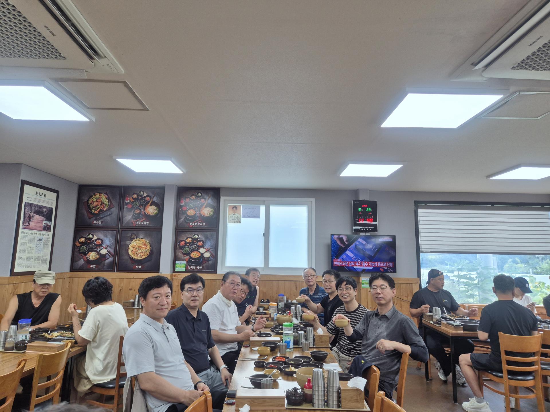 a6f5059cf288f.jpg