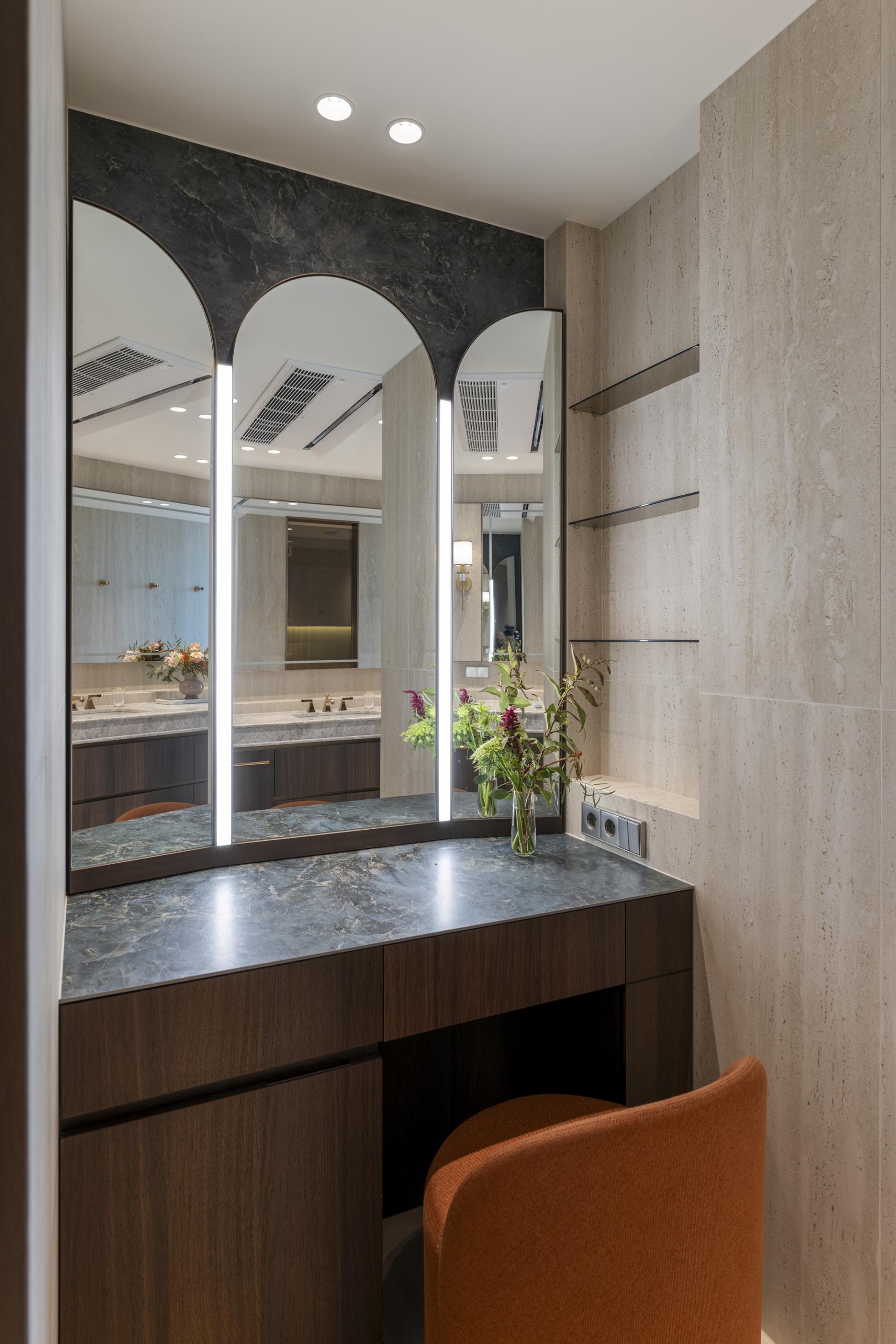 타워펠리스 C-4603-89.jpg