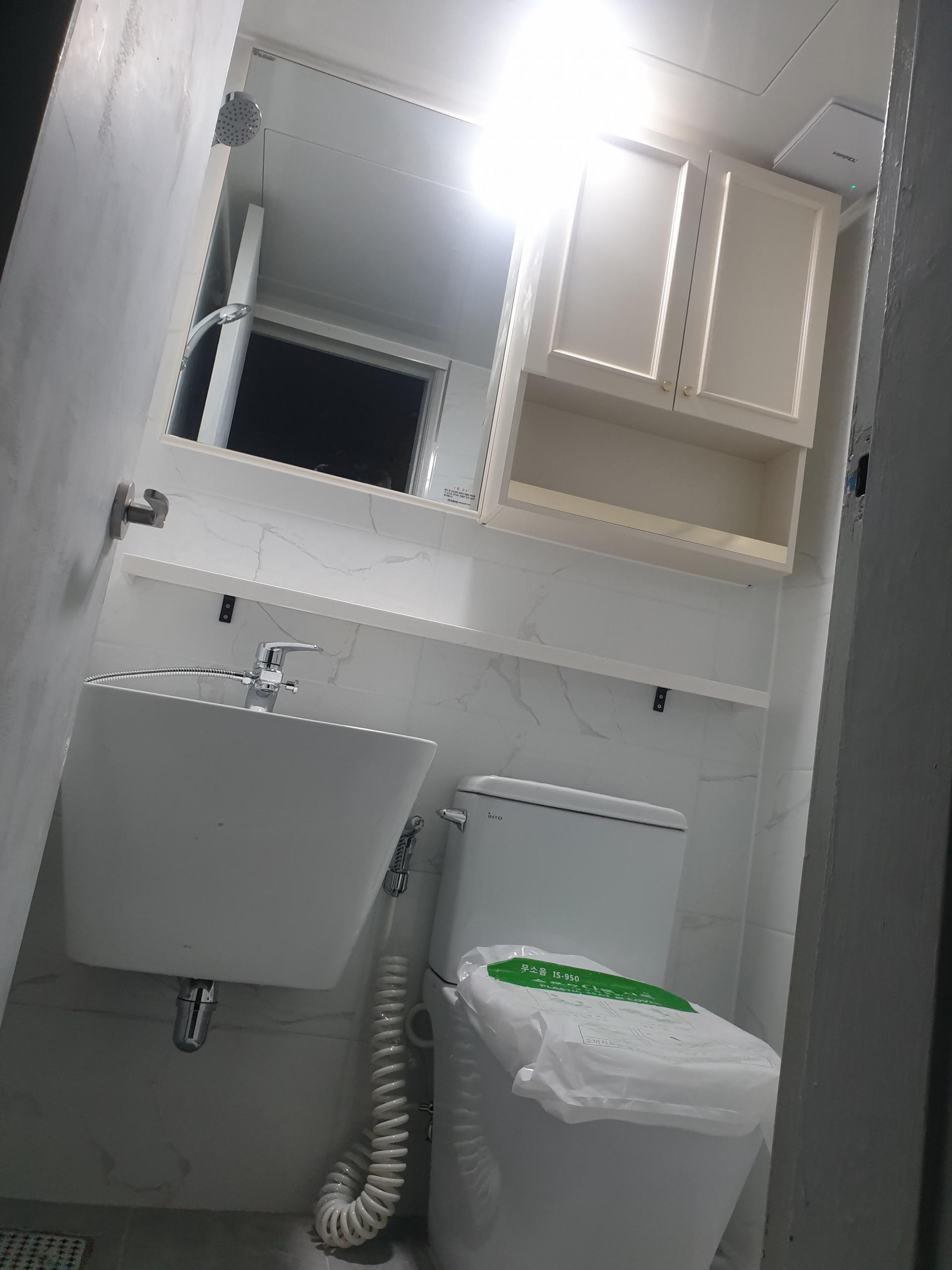 d6b2c933831ab.jpg