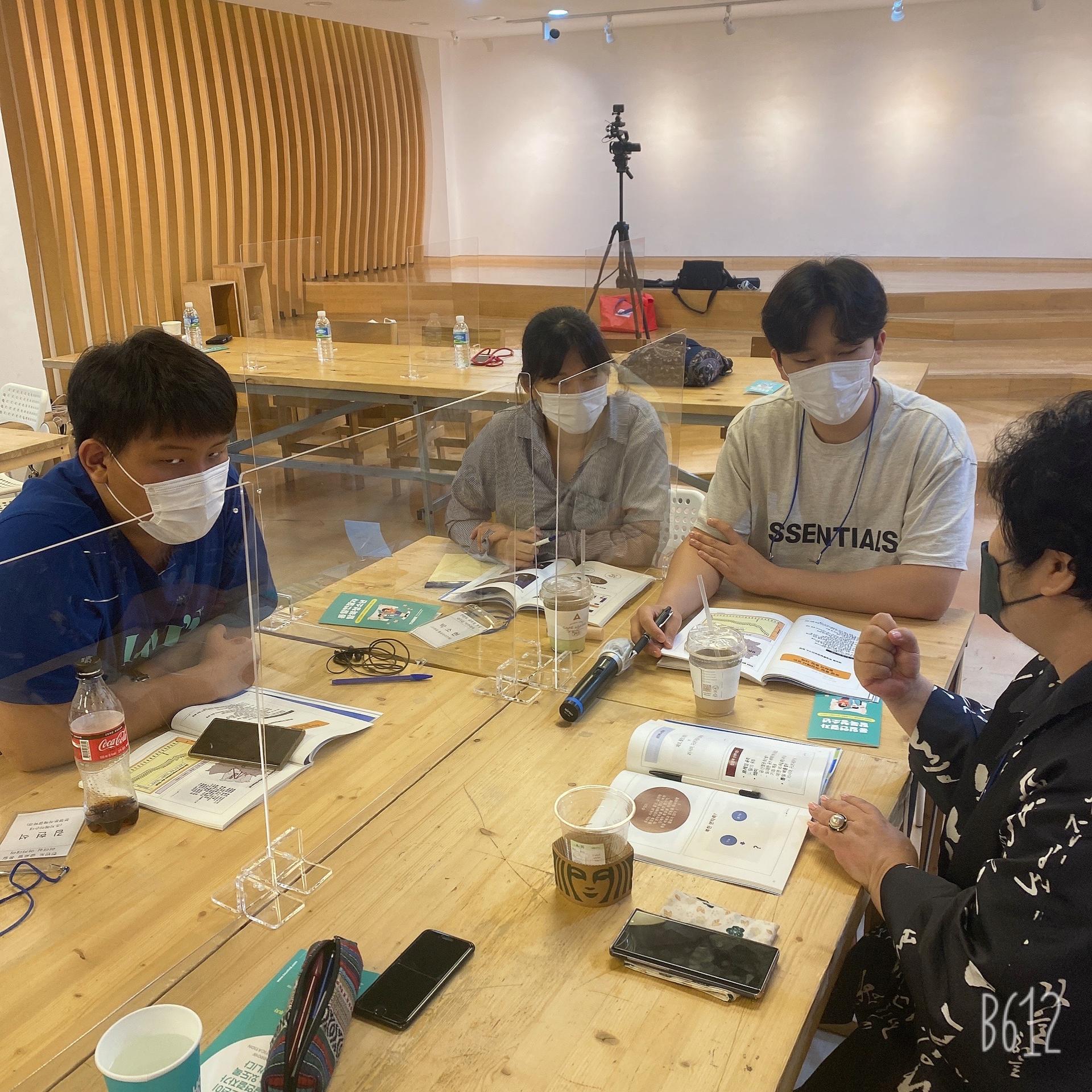 a9aa235f855f0.jpg