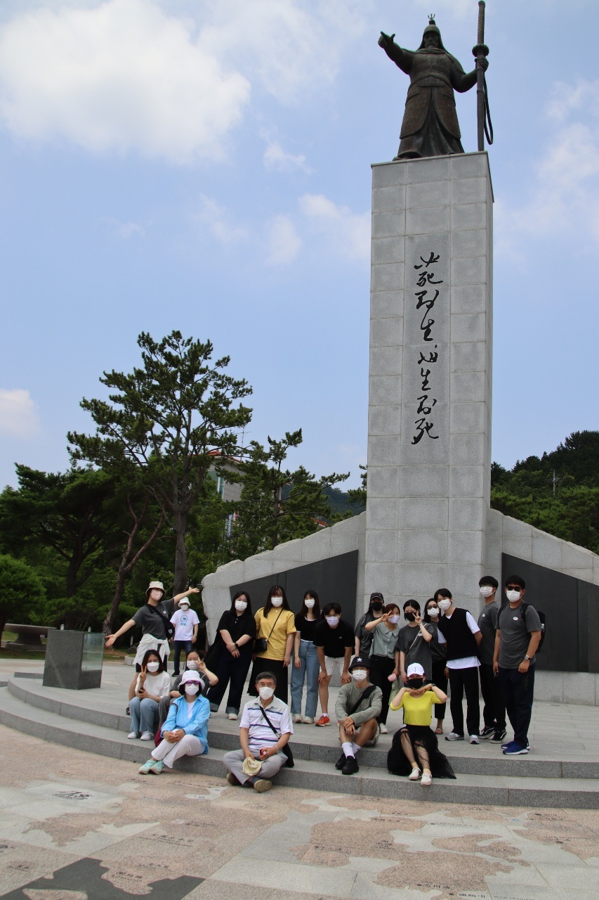 dbabfb19d251a.png