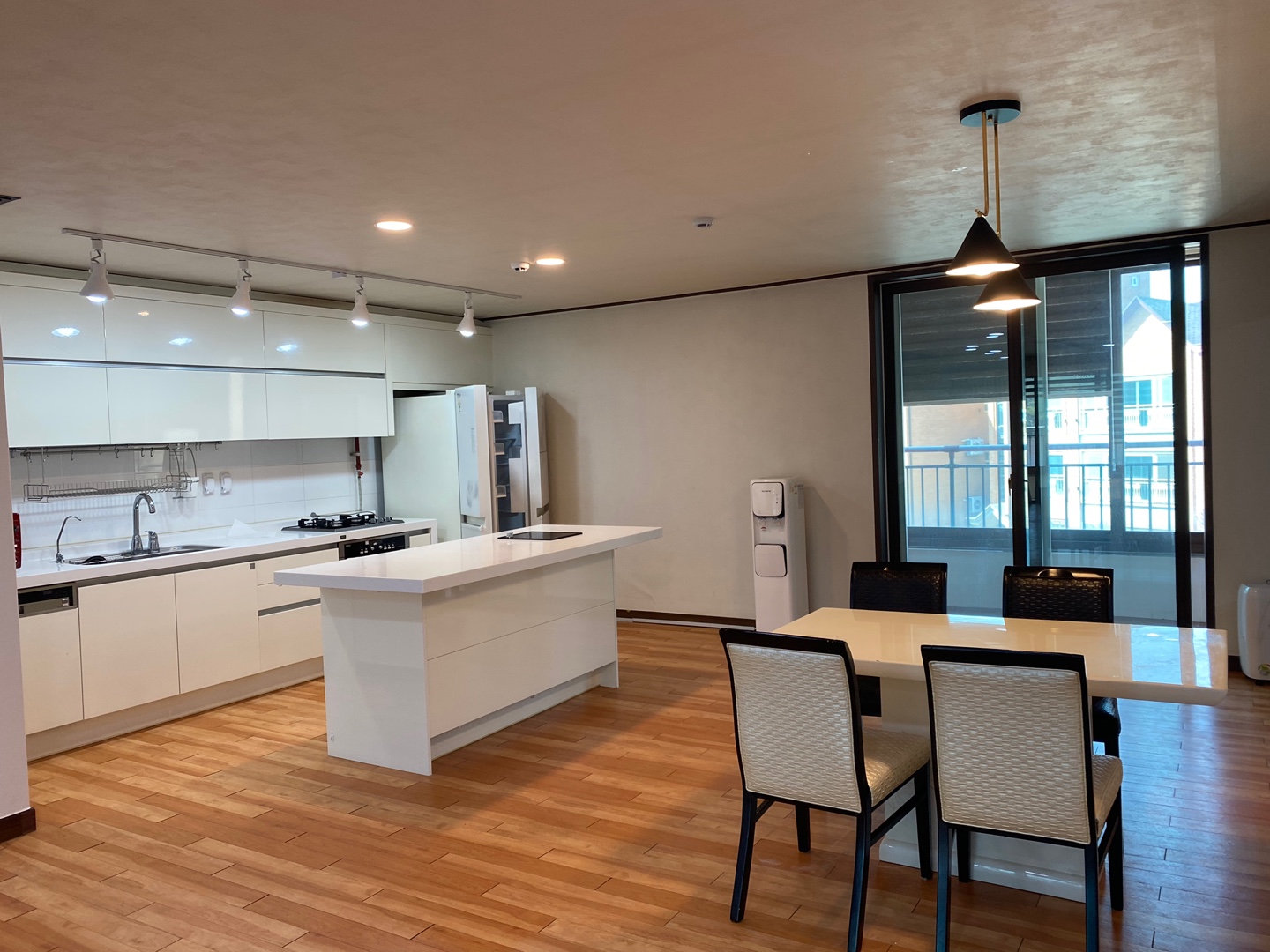 1ffe8e1446f44.jpg