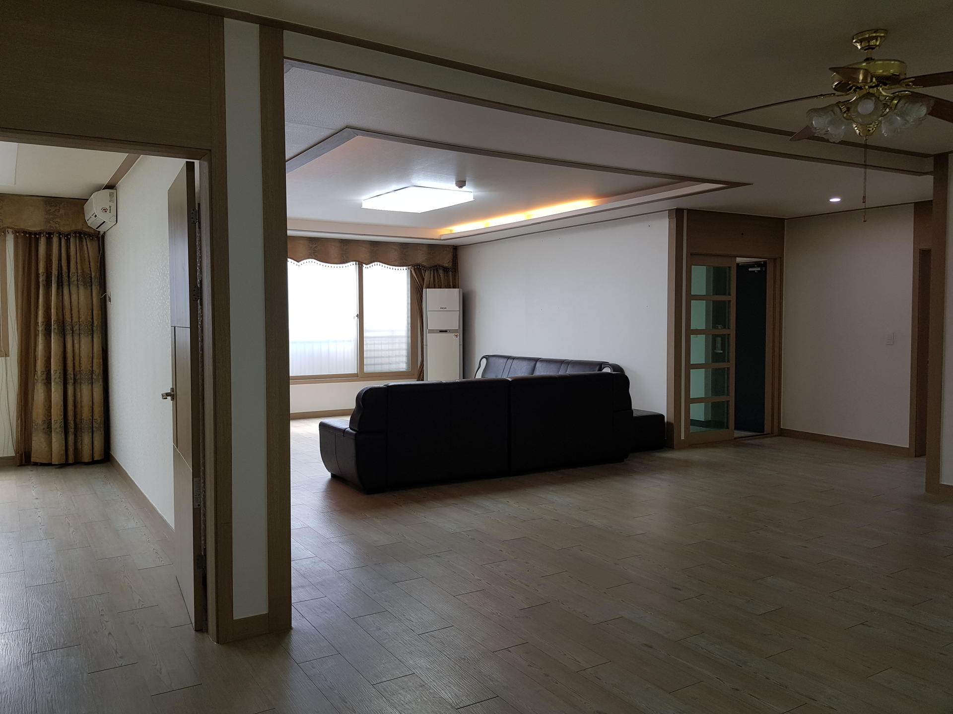 5cd28aa59a24d.jpg