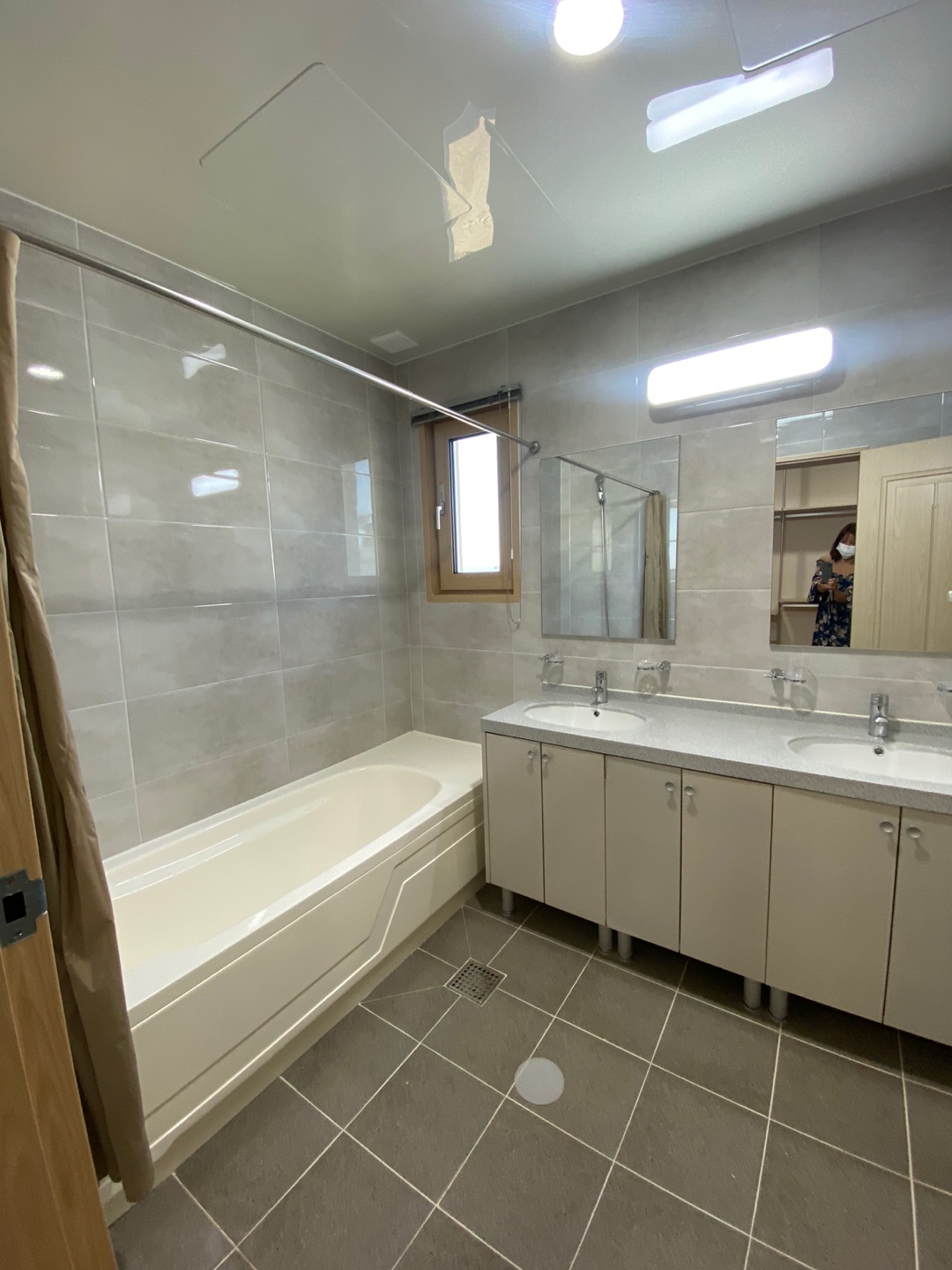 dc8a8642228d7.jpg