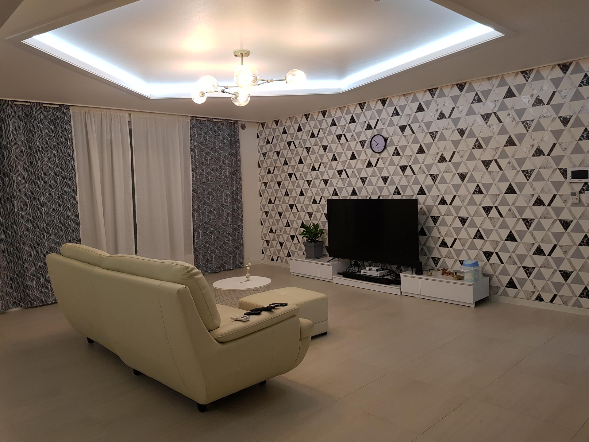 f254f7a38e137.jpg