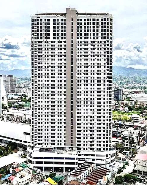J-TOWER 건물 외관