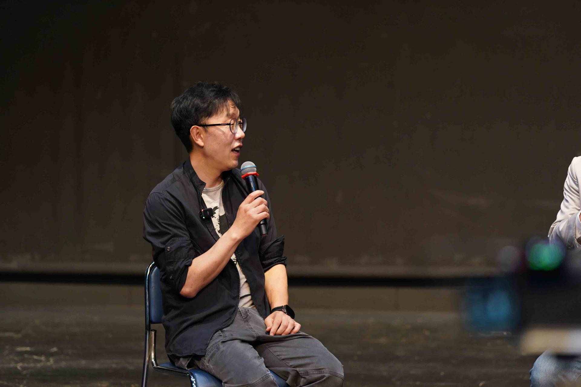 d80970bec3bf7.jpg