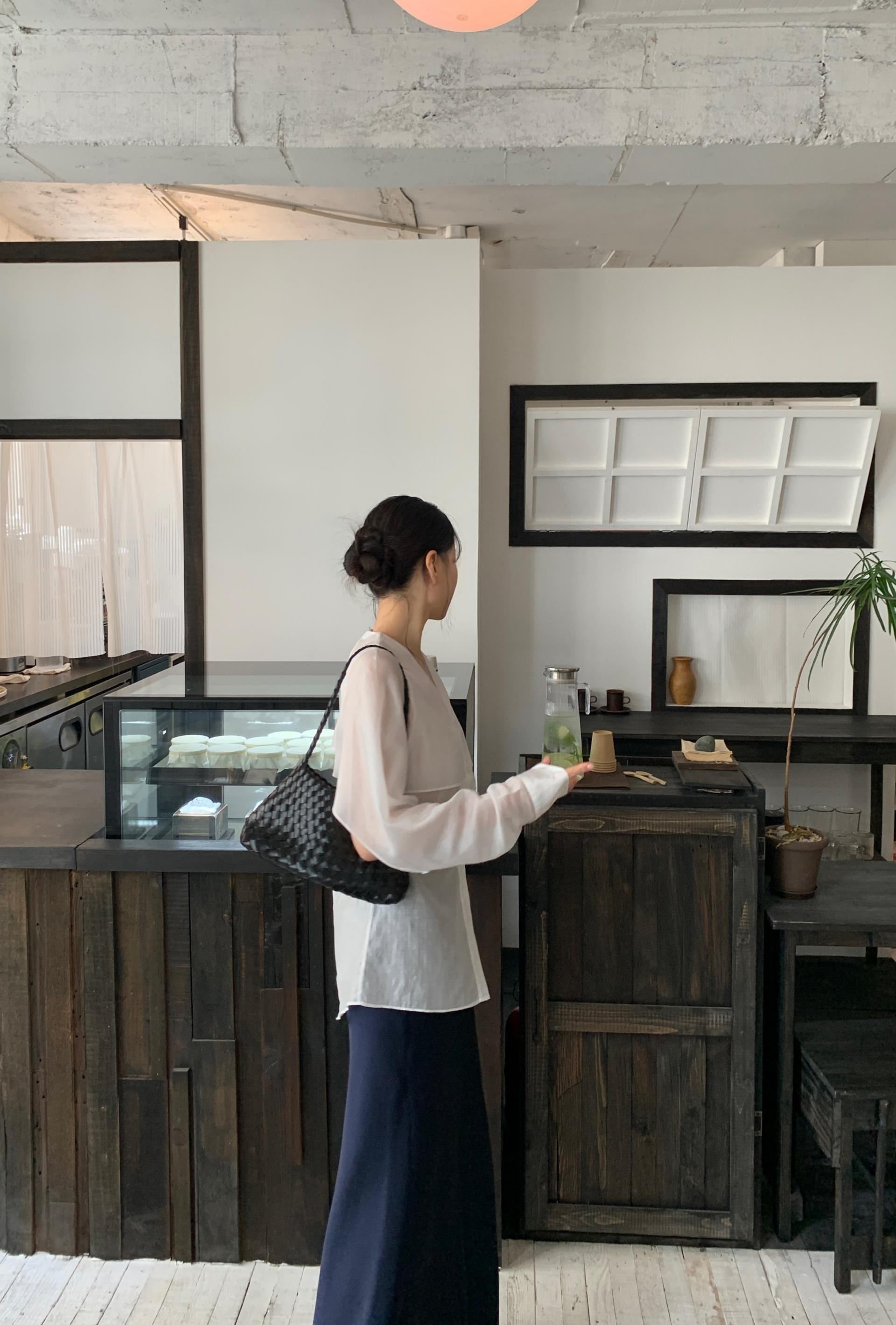 모프 케이프 윙 셔츠