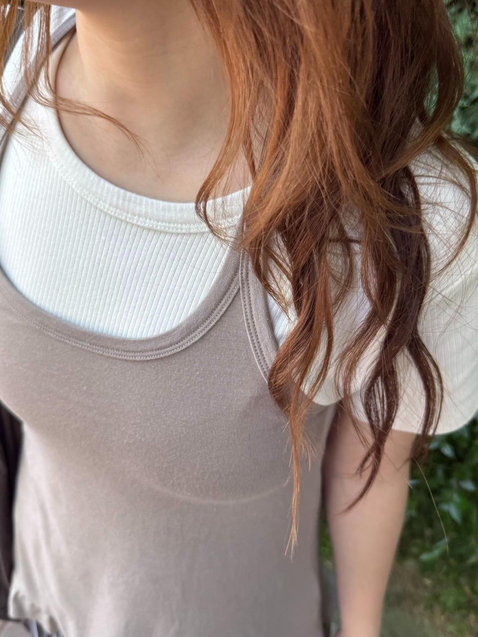 [2nd] frill hem halter top (mocha)