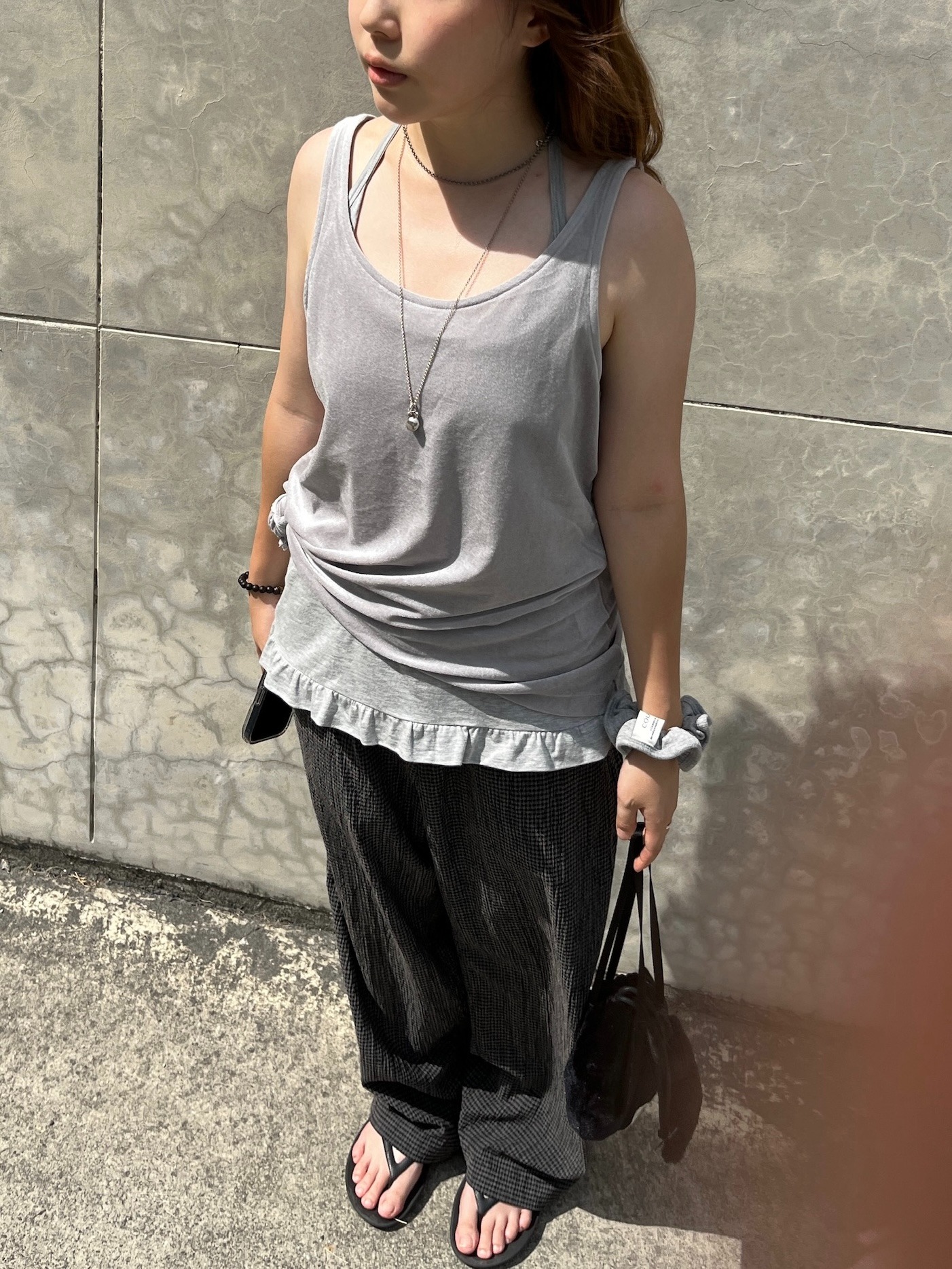 [2nd] frill hem halter top (mocha)