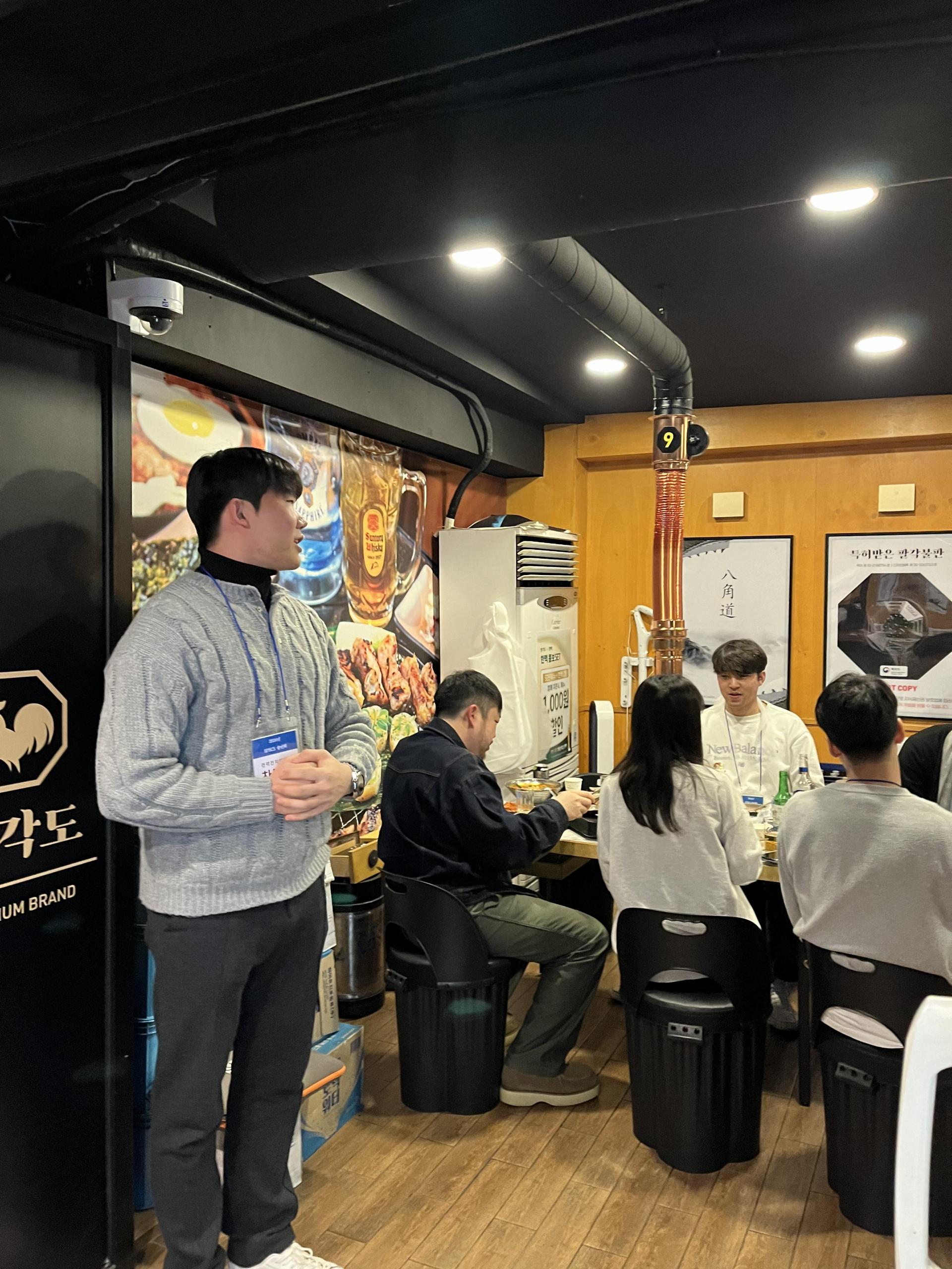 c8b6ac9b38335.jpg