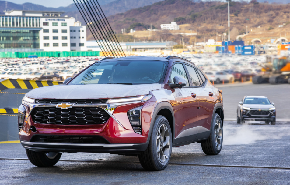 쉐보레(Chevrolet)의 ‘트랙스 크로스오버(TRAX CROSSOVER)’가 미국의 유력 자동차 전문지 카앤드라이버(Car