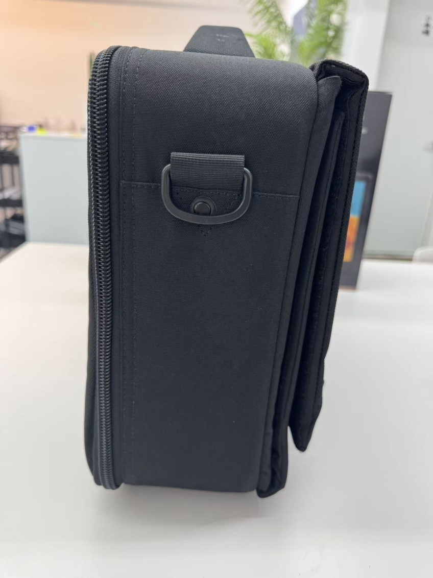 OSEE MEGA 15S4 쿼드 1500nit 터치 4분할 필드 모니터 오씨
