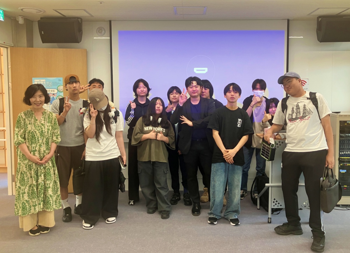 9c8b430eabc87.jpg