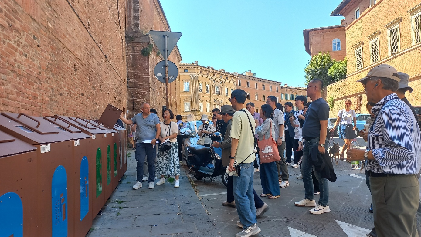 d93f54fe954a0.jpg