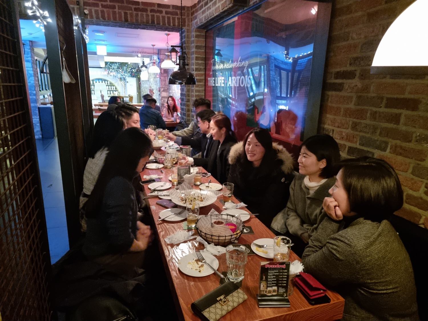 23a01153bd9ac.jpg
