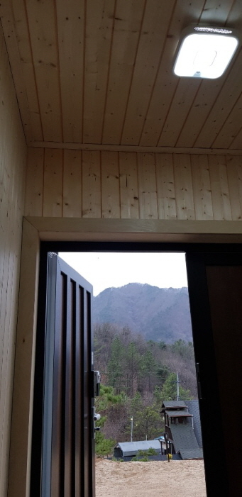 7b90e1590b9d7.jpg